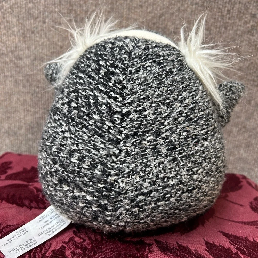 Anthropologie knitted Black and White Penguin with earmuffs‎ Plush Stuffy Toy